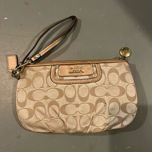 Coach clutch/wristlet